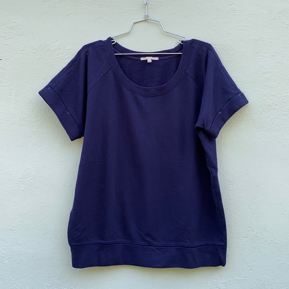 Gap Navy blue top.